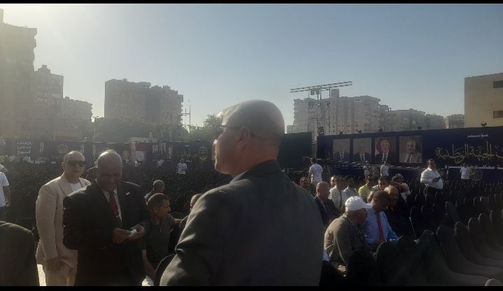 بالصور استعدادت مؤتمر حزب الجبهة الوطنية لدعم مرشحيه بانتخابات الشيوخ في الجيزة - الخليج الان