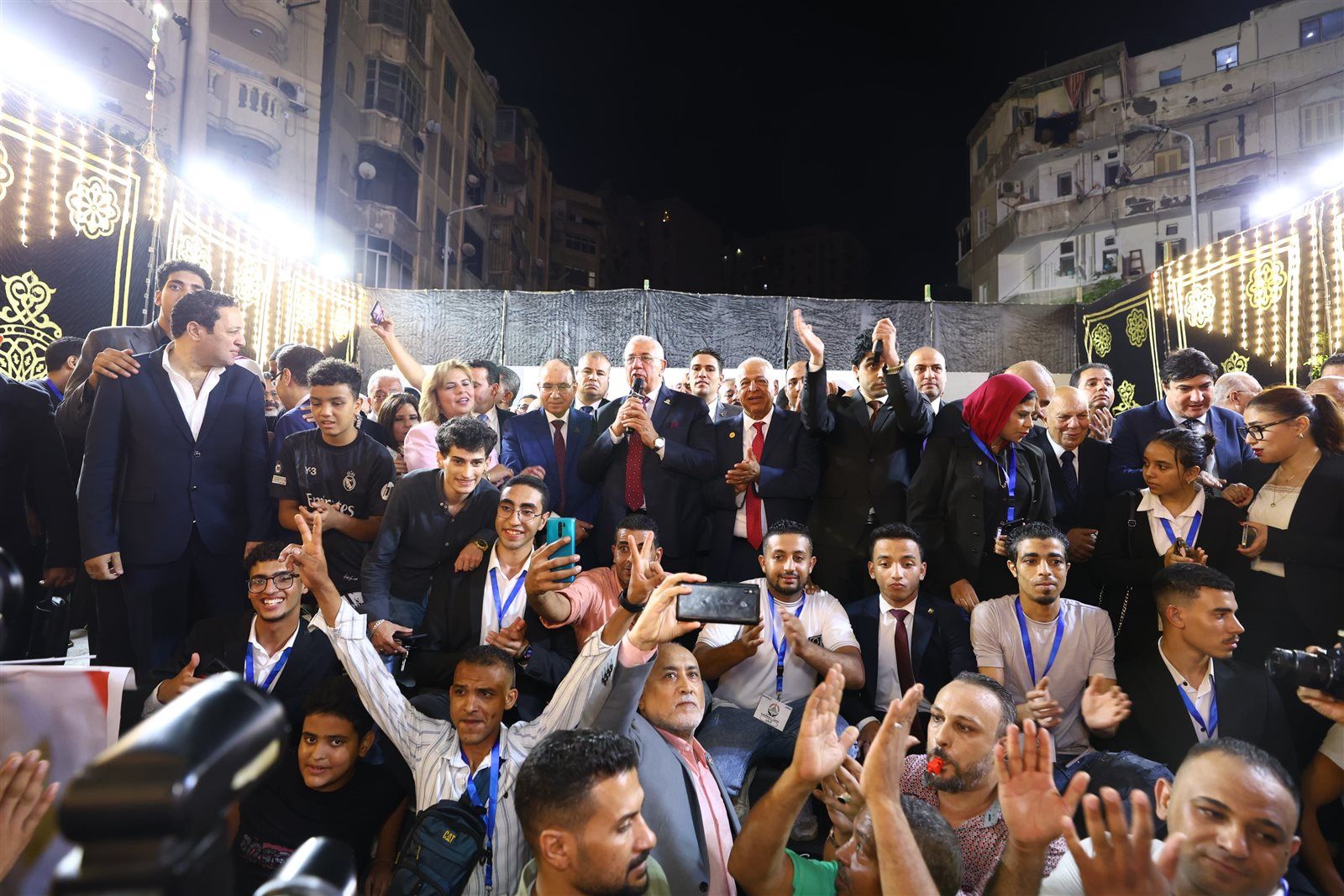 الجبهة الوطنية من قلب عروس البحر: نقف على قلب رجلٍ واحد خلف القيادة السياسية ودعمًا للوطن - الخليج الان