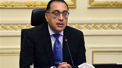 رئيس الوزراء: الحكومة لديها الاستعداد التام لوضع «حوافز خارج الصندوق» لتوطين صناعة السيارات الكهربائية في مصر - الخليج الان