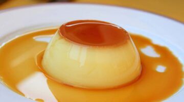 حلا بارد وكلاسيك.. طريقة عمل الكريم كراميل ناعم وسايح