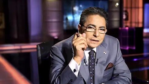 محمود سعد يطمئن الجمهور على حالة أنغام.. ويكشف موعد خروجها من المستشفى - الخليج الان