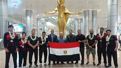 بعثة منتخب المصارعة تعود إلى مصر بعد تألقها في دورة الألعاب الإفريقية للمدارس بالجزائر - الخليج الان