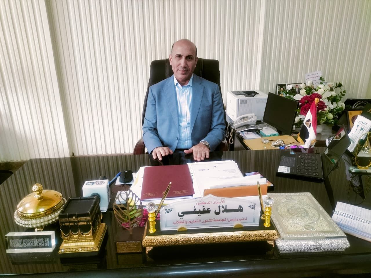 نائب رئيس جامعة الزقازيق لشئون الطلاب : مكتب التنسيق يستقبل الطلاب حتى السبت المقبل - الخليج الان