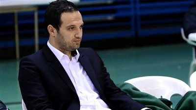 من هو لينوس جافرييل؟ سيرة مدرب سلة الأهلي الجديد - الخليج الان