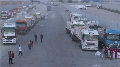 الهلال الأحمر المصري يواصل إنقاذ غزة.. القافلة الخامسة تنطلق محملة بآلاف الأطنان من المساعدات - الخليج الان