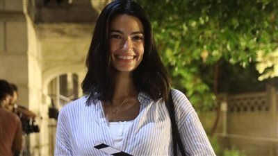 صناع حكاية Just You ثالث حكايات ما تراه ليس كما يبدو يحتفلون بانتهاء التصوير - الخليج الان