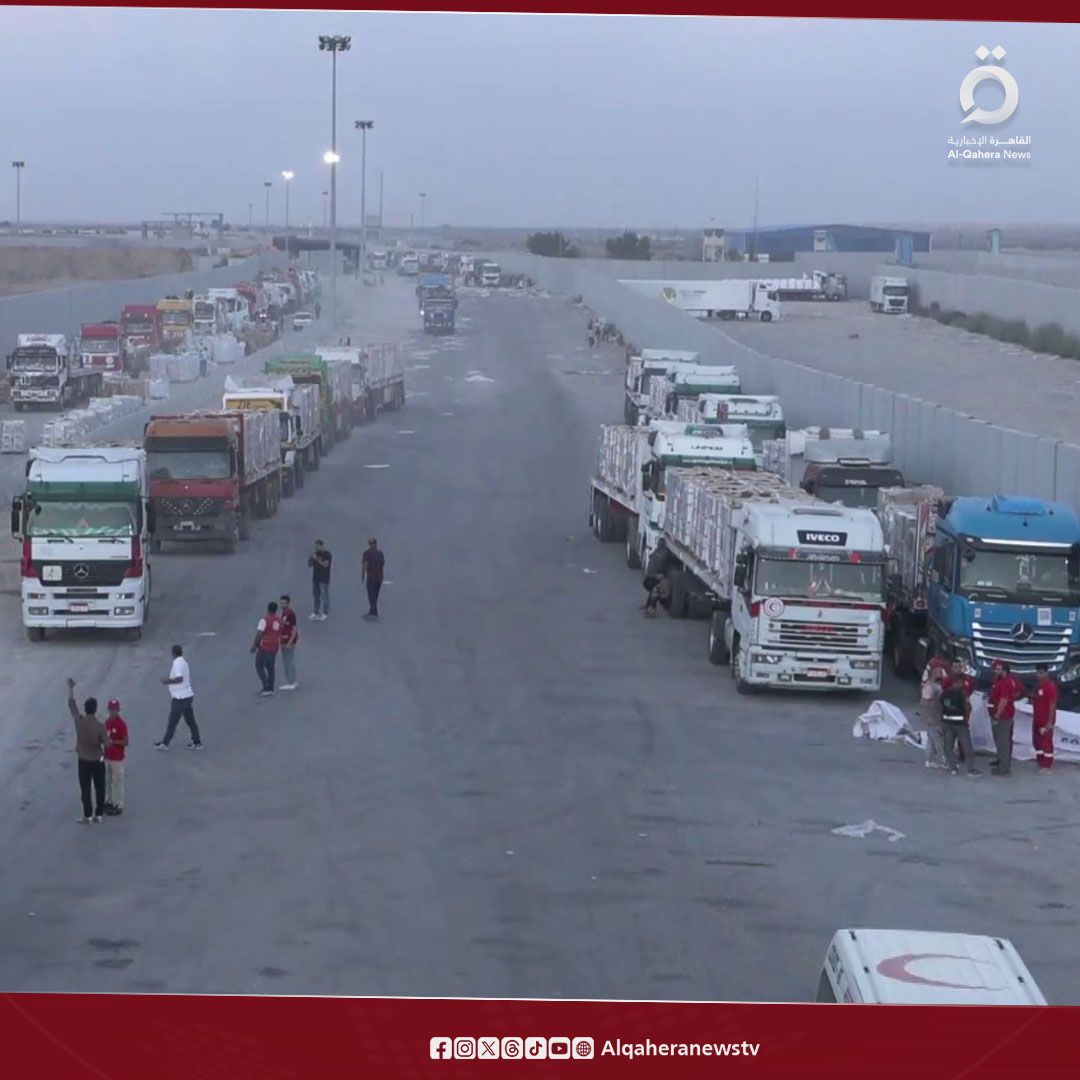 الهلال الأحمر المصري يواصل إنقاذ غزة.. القافلة الخامسة تنطلق محملة بآلاف الأطنان من المساعدات - الخليج الان