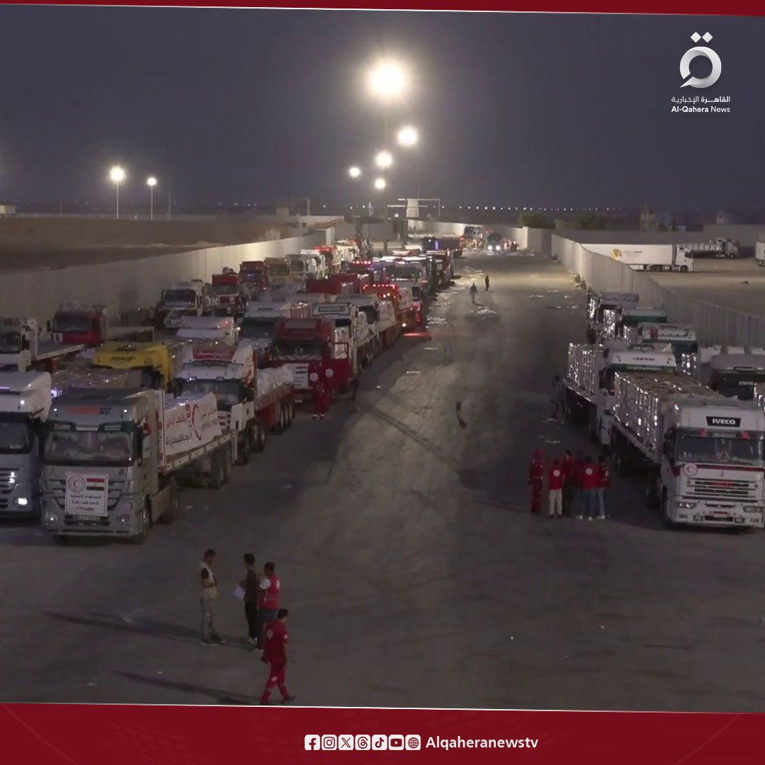 الهلال الأحمر المصري يواصل إنقاذ غزة.. القافلة الخامسة تنطلق محملة بآلاف الأطنان من المساعدات - الخليج الان