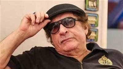 ليه مناخدش فلوس.. محيي إسماعيل يهاجم تكريم المهرجان القومي للمسرح - الخليج الان