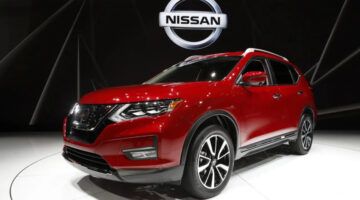 وداعا لفخامة الماضي.. وقف إنتاج السيارة نيسان بعد 18 عام من التميز والأناقة