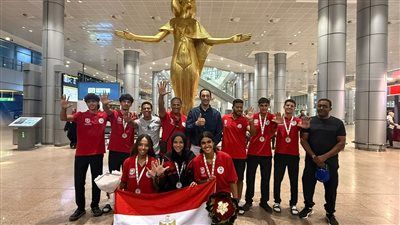 استقبال شعبي ورسمي لبعثة التجديف المشاركة في دورة الألعاب الأفريقية للمدارس - الخليج الان