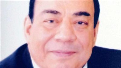 كان يقيم في دار رعاية كبار الفنانين.. وفاة الفنان أحمد رشوان عن عمر يناهز 76 عامًا - الخليج الان