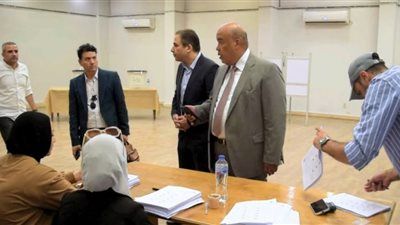 رئيس الغرفة التجارية للقاهرة يدلي بصوته في انتخابات مجلس الشيوخ..ويدعو التجار للمشاركة الوطنية - الخليج الان