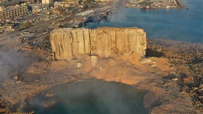 انفجار مرفأ بيروت يعود إلى الواجهة مجددًا.. مسؤولون يتحدثون وأهالي الضحايا ينتفضون - الخليج الان