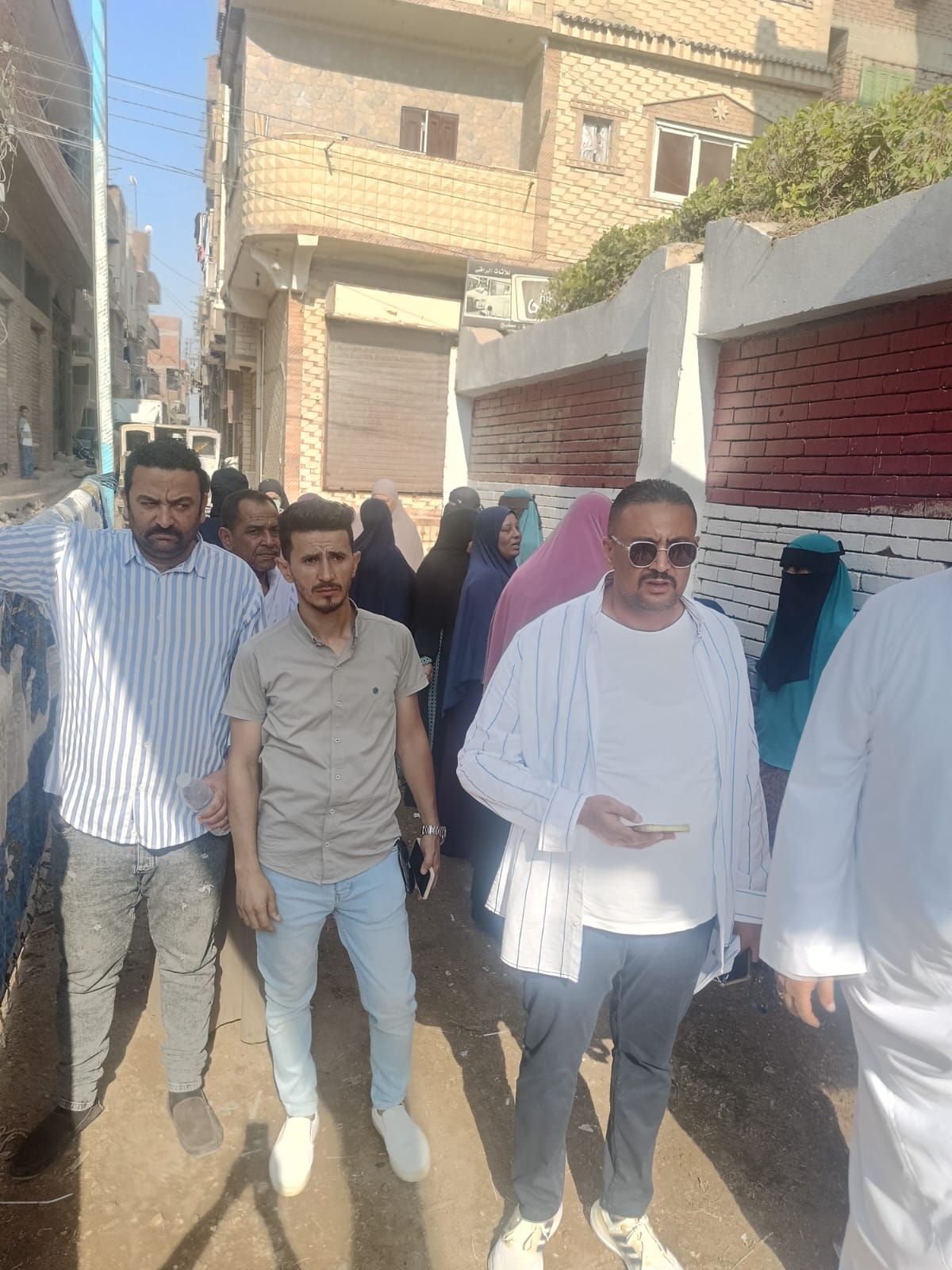 مشاركة واسعة في انتخابات الشيوخ بالفيوم رغم الطقس الحار - الخليج الان