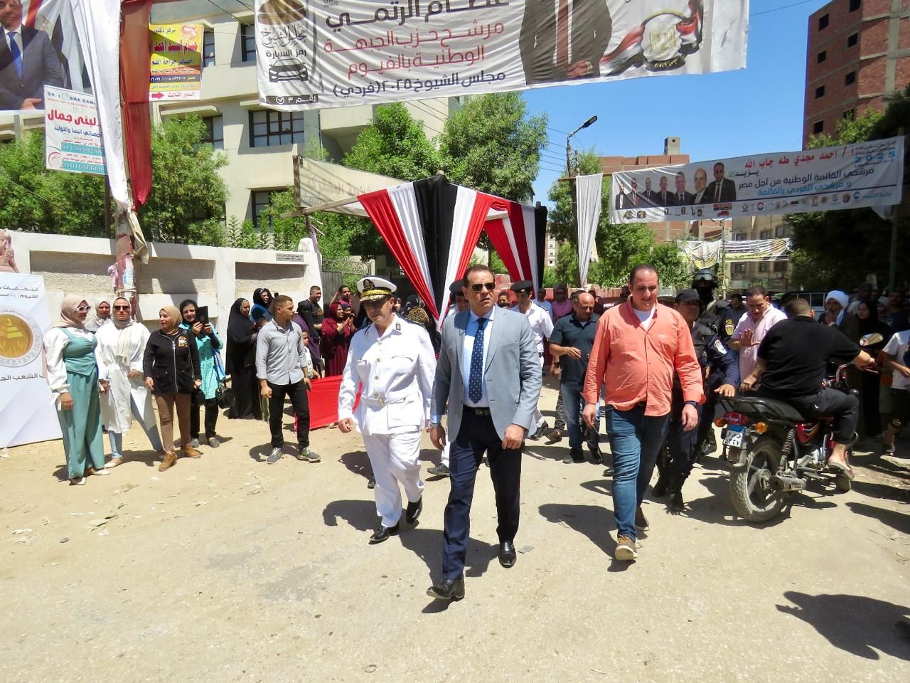 لليوم الثاني.. مدير أمن الفيوم يتابع ميدانيًا خطط تأمين اللجان الانتخابية ونقاط التفتيش الثابتة والمتحركة - الخليج الان