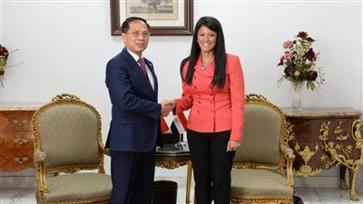 وزيرة التخطيط تبحث مع نائب رئيس وزراء فيتنام تنفيذ توجيهات قيادتي البلدين بانعقاد الدورة السادسة من اللجنة المشتركة - الخليج الان