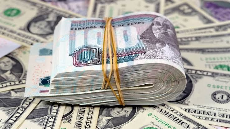 الدولار نزل الارض.. تعرف علي سعر الدولار مقابل الجنيه الجمعة 8 اغسطس في معظم البنوك قبل الصرف