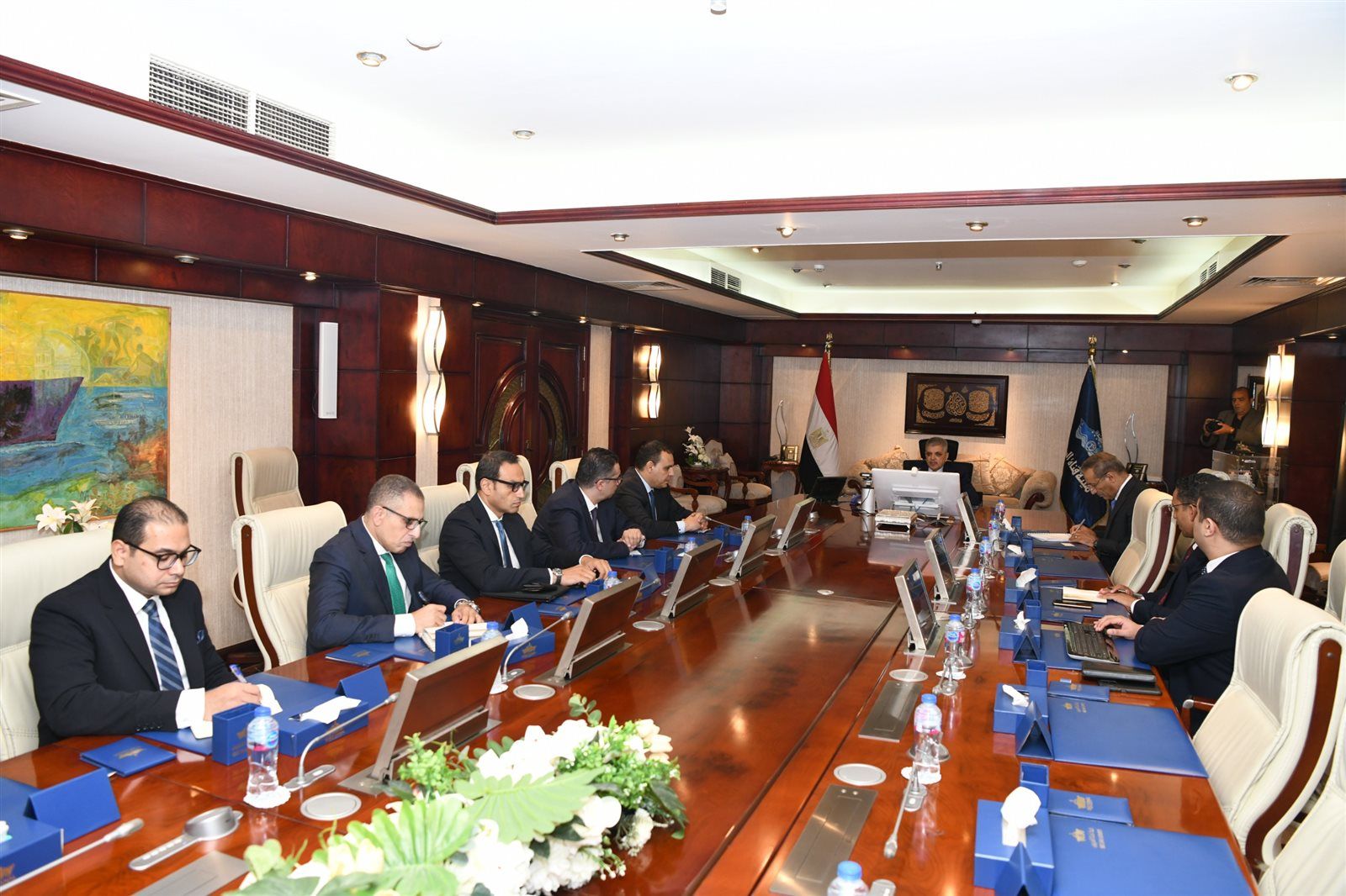 الفريق أسامة ربيع يلتقي رئيس التمثيل التجاري المصري لبحث سبل التعاون المشترك في مجال التسويق الخارجي|تفاصيل - الخليج الان