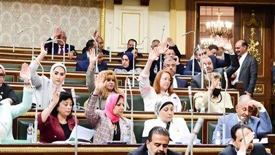 بالأرقام والتواريخ .. مسيرة وجود المرأة المصرية تحت قبة البرلمان - الخليج الان