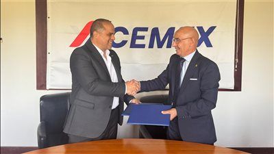 سيمكس والهيئة العامة لتعليم الكبار يطلقان شراكة استراتيجية لتعزيز التنمية المستدامة في أسيوط - الخليج الان