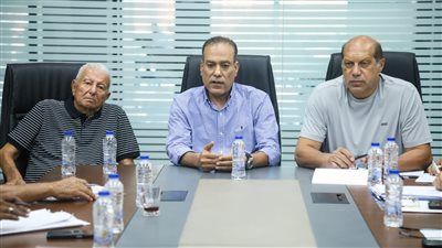 اتحاد الكرة يناقش ترتيبات انطلاق مسابقات الناشئين ومهرجانات البراعم - الخليج الان