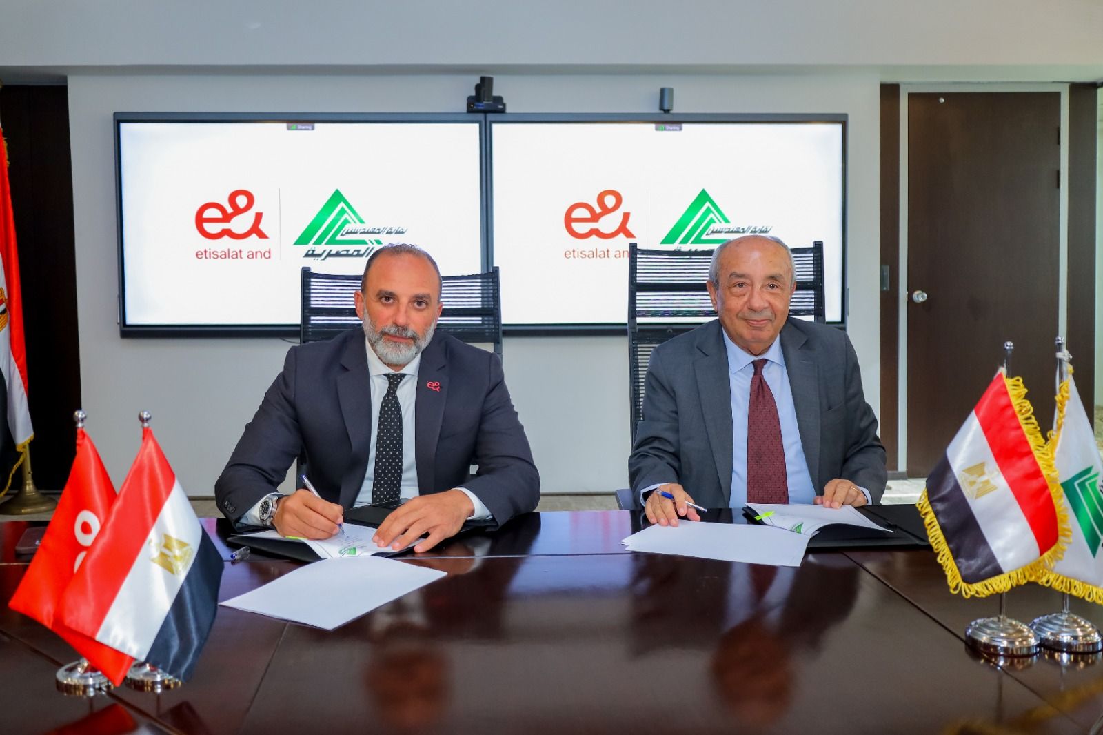 نقابة المهندسين توقع اتفاقية تعاون مع « إي اَند مصر» - الخليج الان