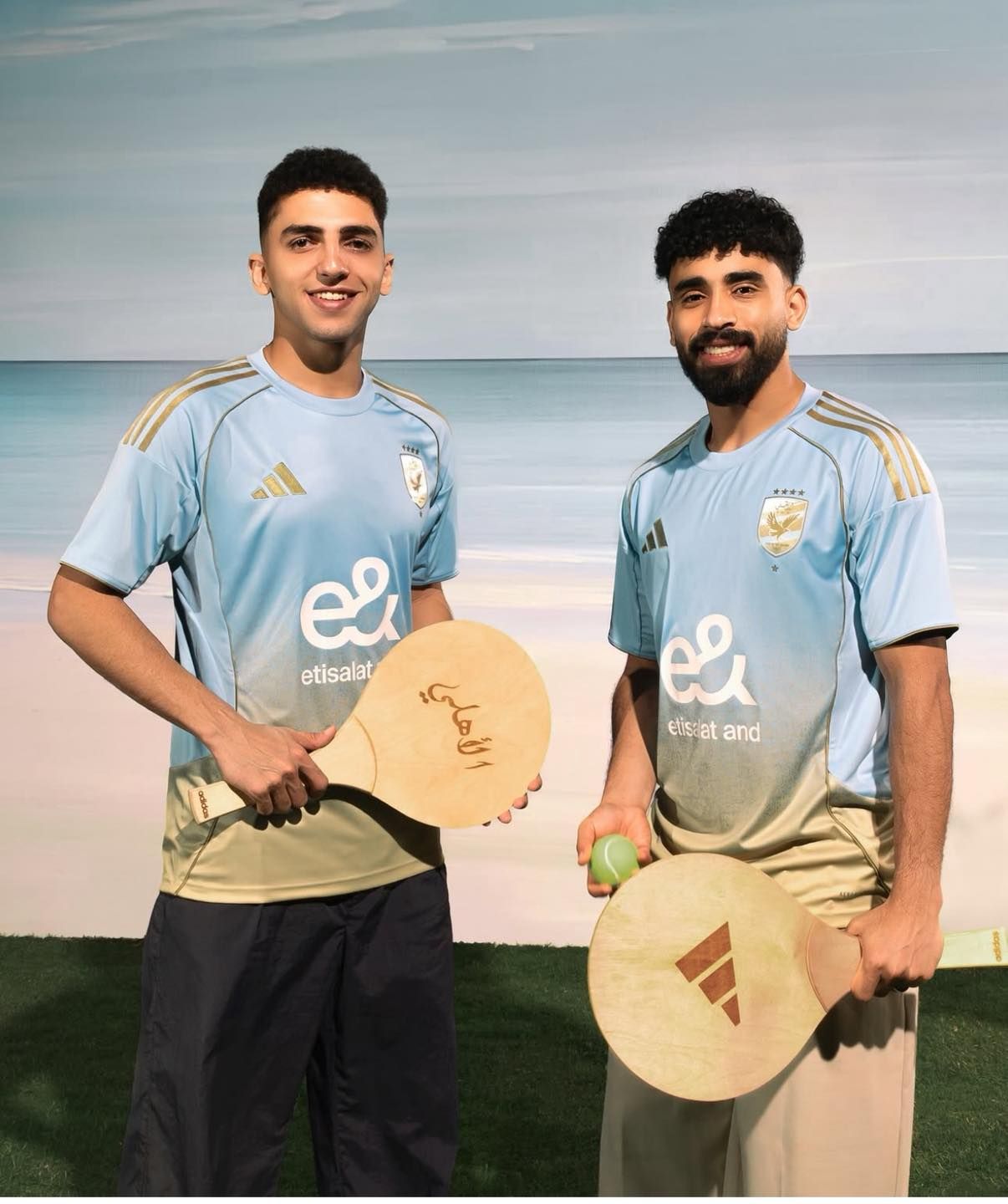 "جوهر الساحل الشمالي".. الأهلي يُعلن عن القميص الثالث للفريق في لموسم 2025/2026 - الخليج الان