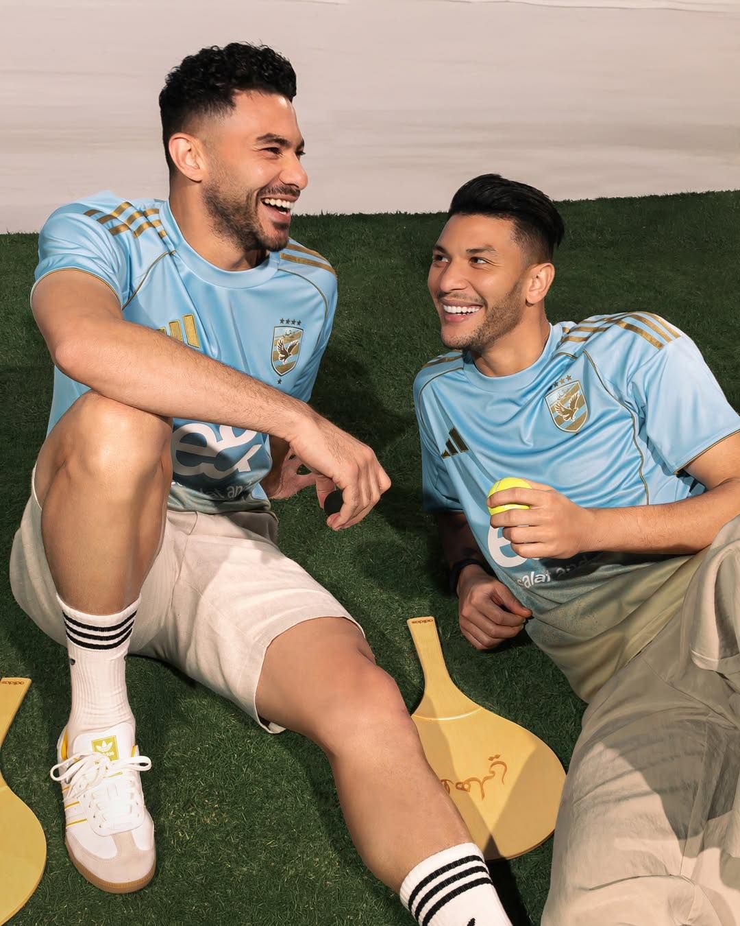 "جوهر الساحل الشمالي".. الأهلي يُعلن عن القميص الثالث للفريق في لموسم 2025/2026 - الخليج الان