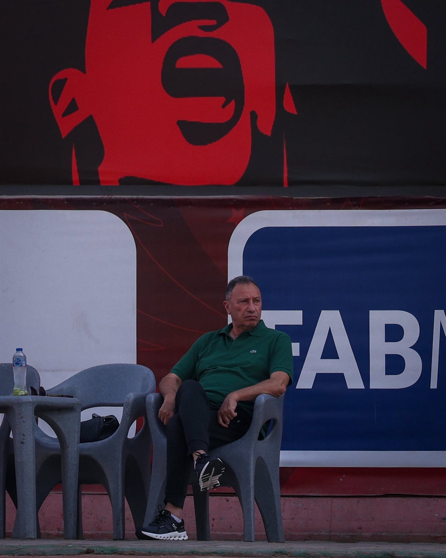 بحضور الخطيب.. الأهلي ينهي استعداداته لمواجهة فاركو غدًا بالدوري (صور) - الخليج الان