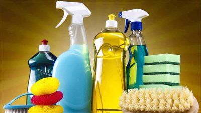 ضبط مصنع منظفات ومطهرات مغشوشة يدار بدون ترخيص في القليوبية - الخليج الان