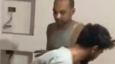 تفاصيل القبض على علاء الساحر وآخرين في واقعة تعذيب مواطن - الخليج الان