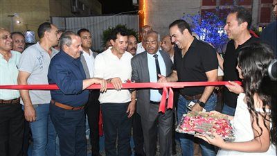 وزير الرياضة ومحافظ بورسعيد يفتتحا ملعبين خماسي وقانوني بمركز شباب المدينة ومركز التنمية الشبابية الزهور بمحافظة بورسعيد - الخليج الان