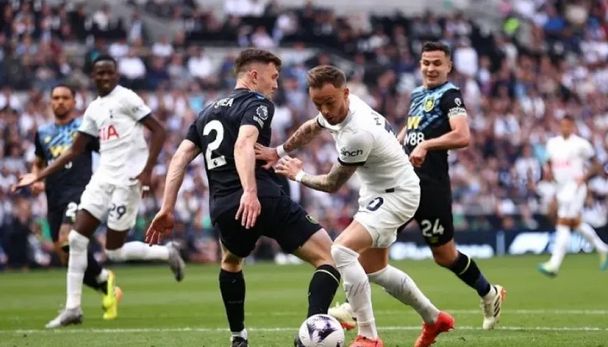 موعد مباراة توتنهام هوتسبير وبيرنلي في الدوري الإنجليزي الممتاز والقنوات الناقلة والتشكيل المتوقع - الخليج الان