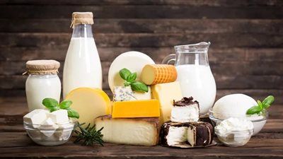 تراجع أسعار منتجات الألبان بنسب تصل 15% | تفاصيل - الخليج الان