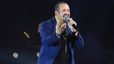الليلة.. هشام عباس يتألق في حفل غنائي بمهرجان القلعة - الخليج الان