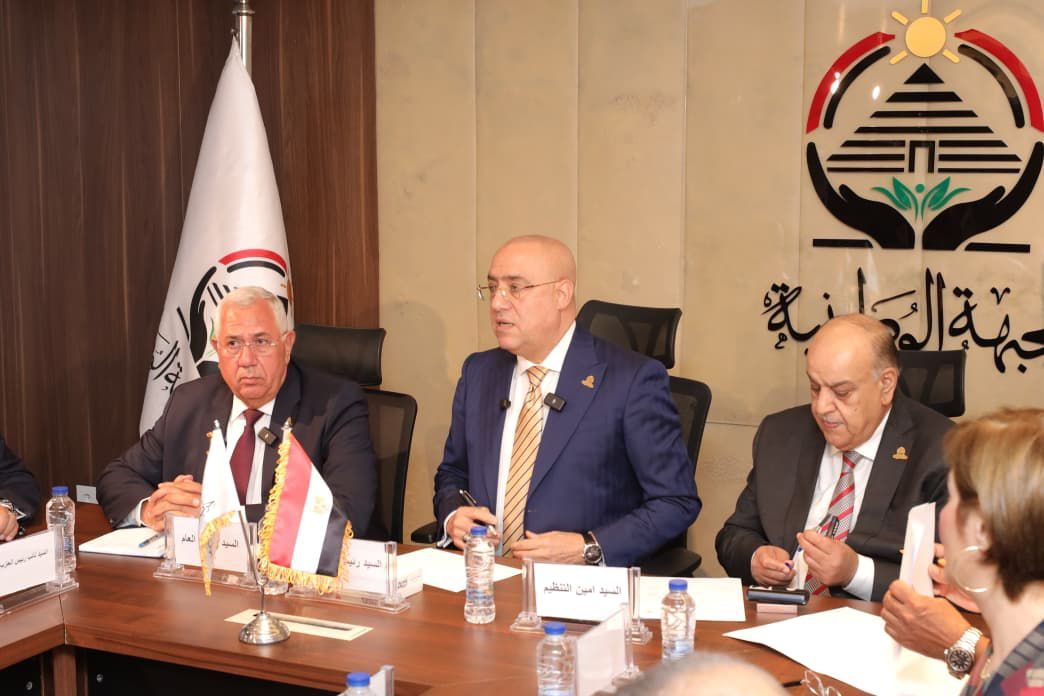 الجزار في اجتماعه مع أمناء محافظات حزب "الجبهة الوطنية": الفرص متساوية في الترشح لانتخابات النواب.. والشفافية تحكم الاختيار - الخليج الان