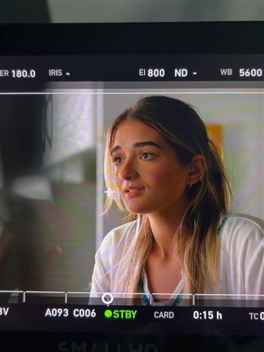 أخيرا.. ملك أحمد زاهر تروج لشخصيتها في مسلسل أزمة ثقة - الخليج الان