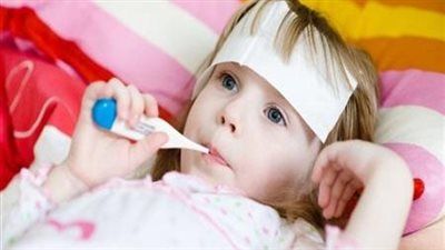 حمى الأطفال: دليل شامل للتعامل الآمن مع ارتفاع حرارة الصغار - الخليج الان