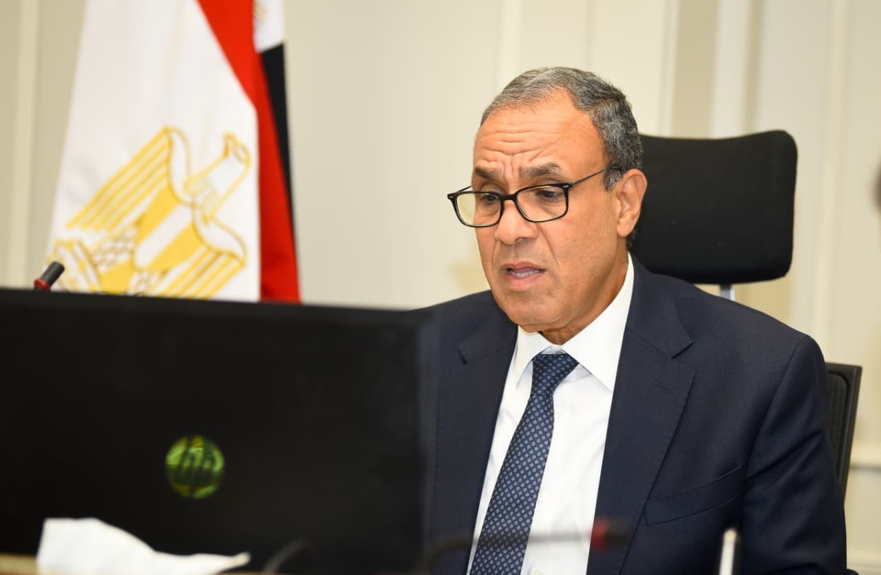 وزير الخارجية يشارك في الاجتماع التأسيسي الأول للجنة التنسيقية لنفاذ الدواء المصري للسوق العالمية|صور - الخليج الان