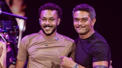 بعد إثارته الجدل.. سر ظهور آسر ياسين بالتاتو والحلق في حفل ويجز بالعلمين - الخليج الان