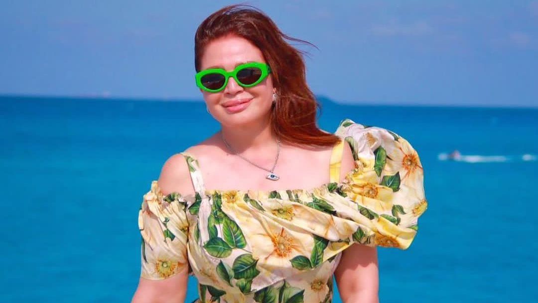 أنا مش مجنونة علشان أقول كده.. إلهام شاهين تكشف حقيقة تدريس مسيرتها في المدارس - الخليج الان