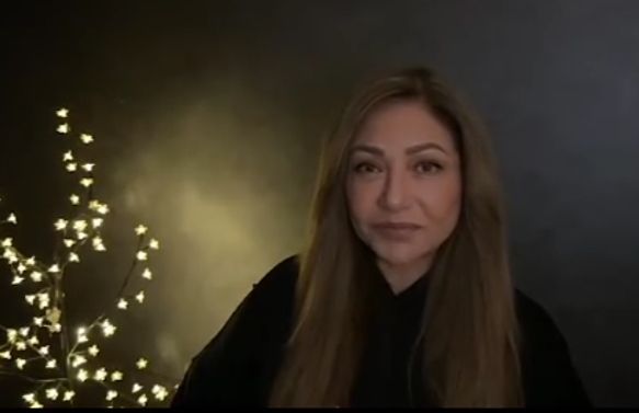 ليلى علوي تحيي ذكرى وفاة والدتها: ربتنا على الأخلاق والدين واتعلمت القرآن عشانا - الخليج الان