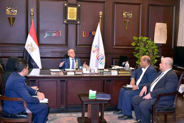 محافظ الأقصر يعتمد تنسيق المرحلة الثالثة للقبول بالثانوية العامة ونتيجة الدور الثاني للشهادة الإعدادية - الخليج الان