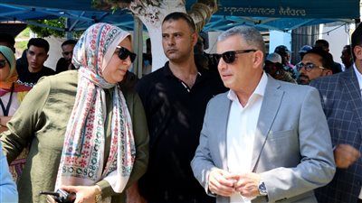 محافظ الإسماعيلية يتابع ميدانيًّا سير جولة الإعادة لانتخابات مجلس الشيوخ ٢٠٢٥ - الخليج الان