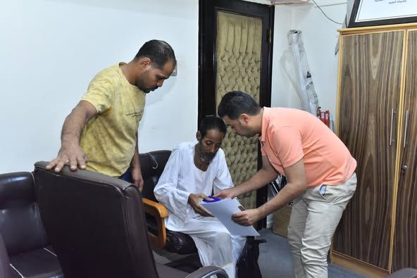 تسليم الدفعة الثالثة من تعويضات أهالي مساكن الايواء بعرب المدابغ لـ 72 أسرة بأسيوط ضمن خطة تطوير المناطق غير الآمنة - الخليج الان