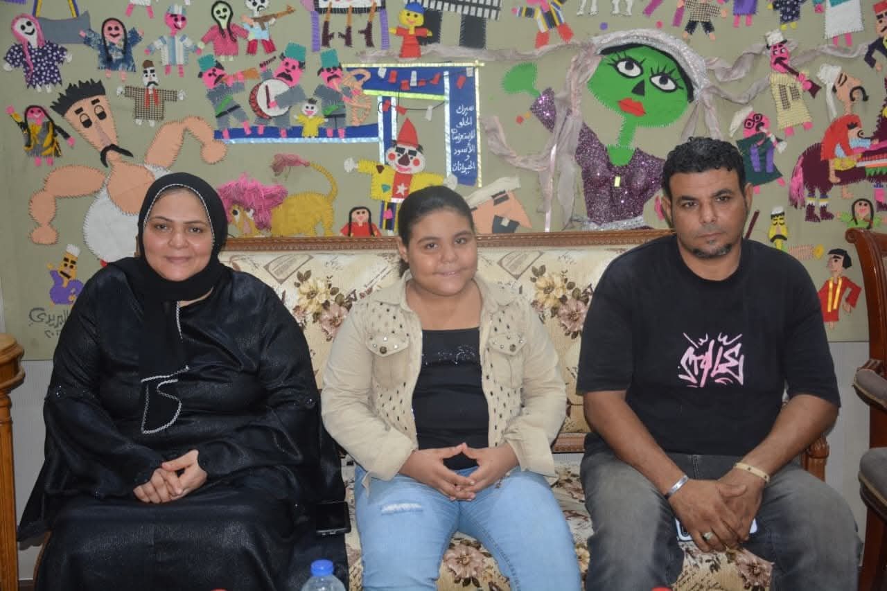 رئيسة القومي للطفولة والأمومة تكرم الطفلة «هايدي» وتنصبها سفيرة المجلس للرحمة تقديرًا لموقفها النبيل - الخليج الان