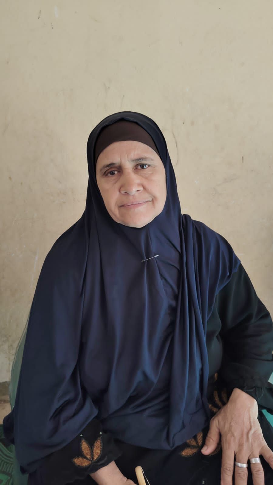 بعد معاناة ٢٣ عام.. التضامن الاجتماعي تستجيب لاستغاثة الحاجة خضرة لعلاج نجلها - الخليج الان