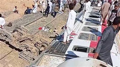 تحركات حكومية عاجلة بعد حادث خروج قطار مطروح عن القضبان - الخليج الان