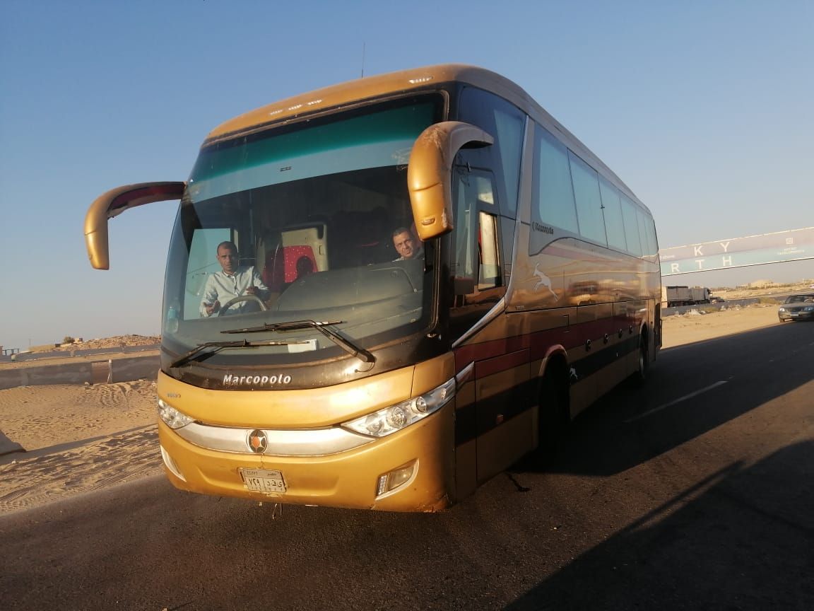 توجيهات عاجلة من وزير النقل..تسيير أتوبيسات لنقل ركاب حادث قطار مطروح - الخليج الان